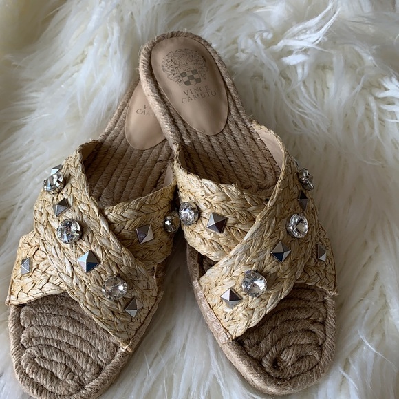 🌸VINCE CAMUTO🌸 Shoes - 🌸VINCE CAMUTO EMBELLISHED SLIDES🌸
